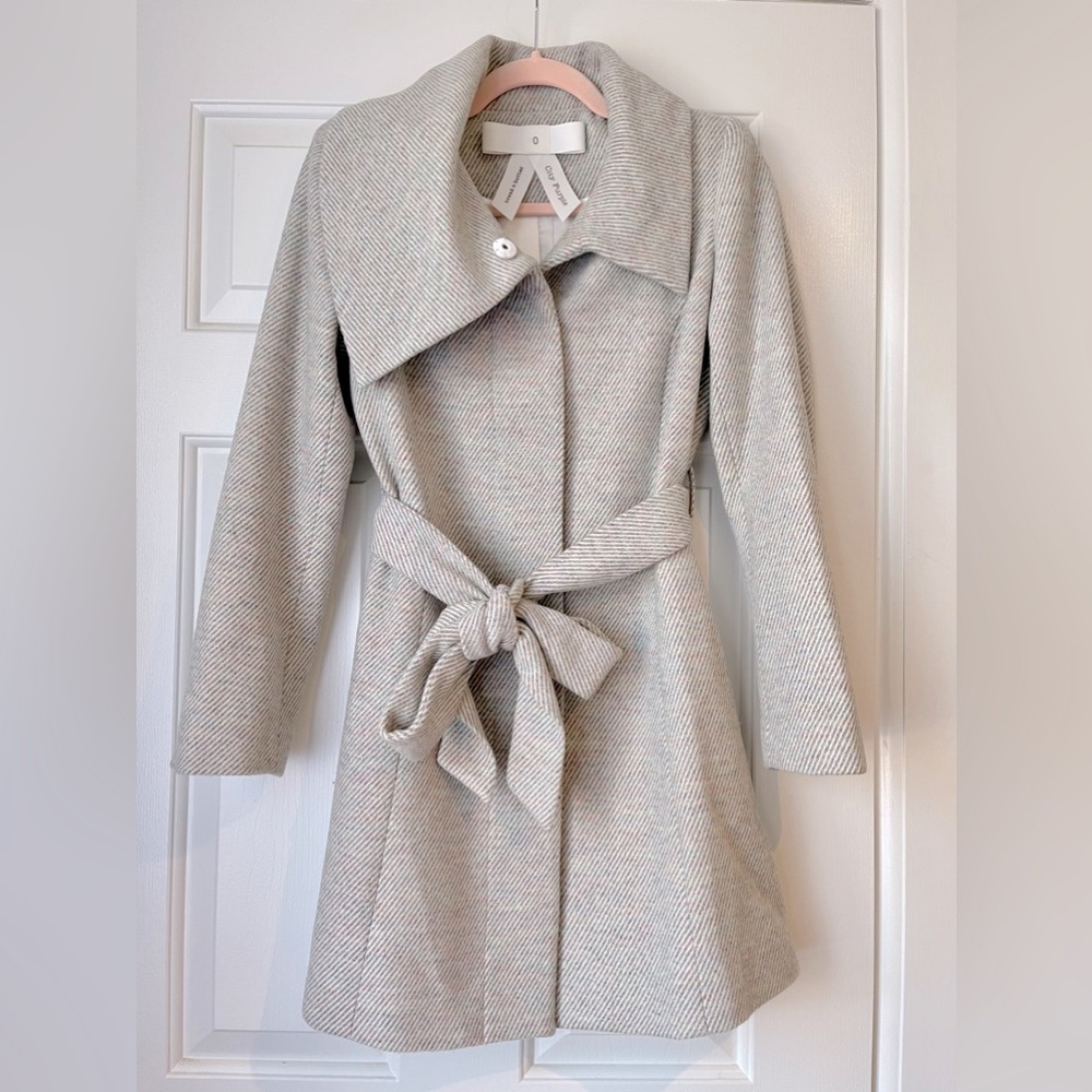 Elegant Gray Women's Coat